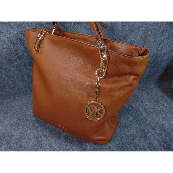 Michael Kors Purse Tote Bag Brown Pebbled Leather Gold Hardware Large - Picture 1 of 14